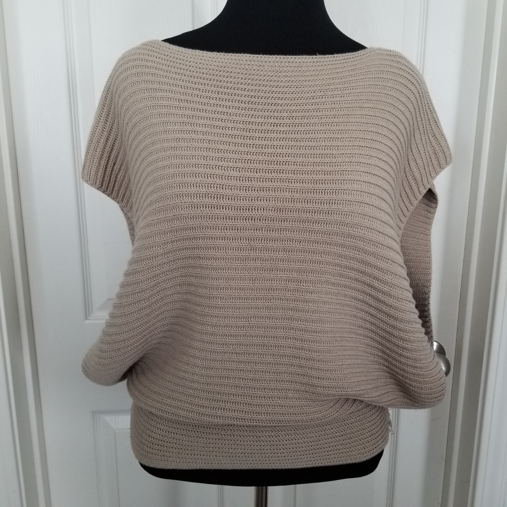 Vivienne Tam Sweater